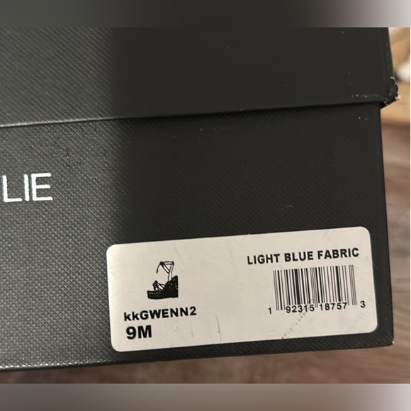 KENDALL & KYLIE LIGHT BLUE WEDGES! 9- NWTIB - Picture 11 of 11